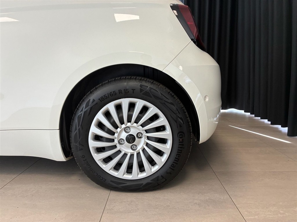 Fiat 500e EL Icon 95HK 3d Aut. - Image 4