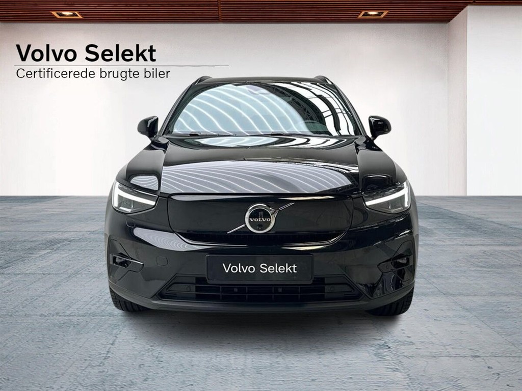 Volvo EX40 Single Motor Extended Range Plus 252HK 5d Aut. - Image 9