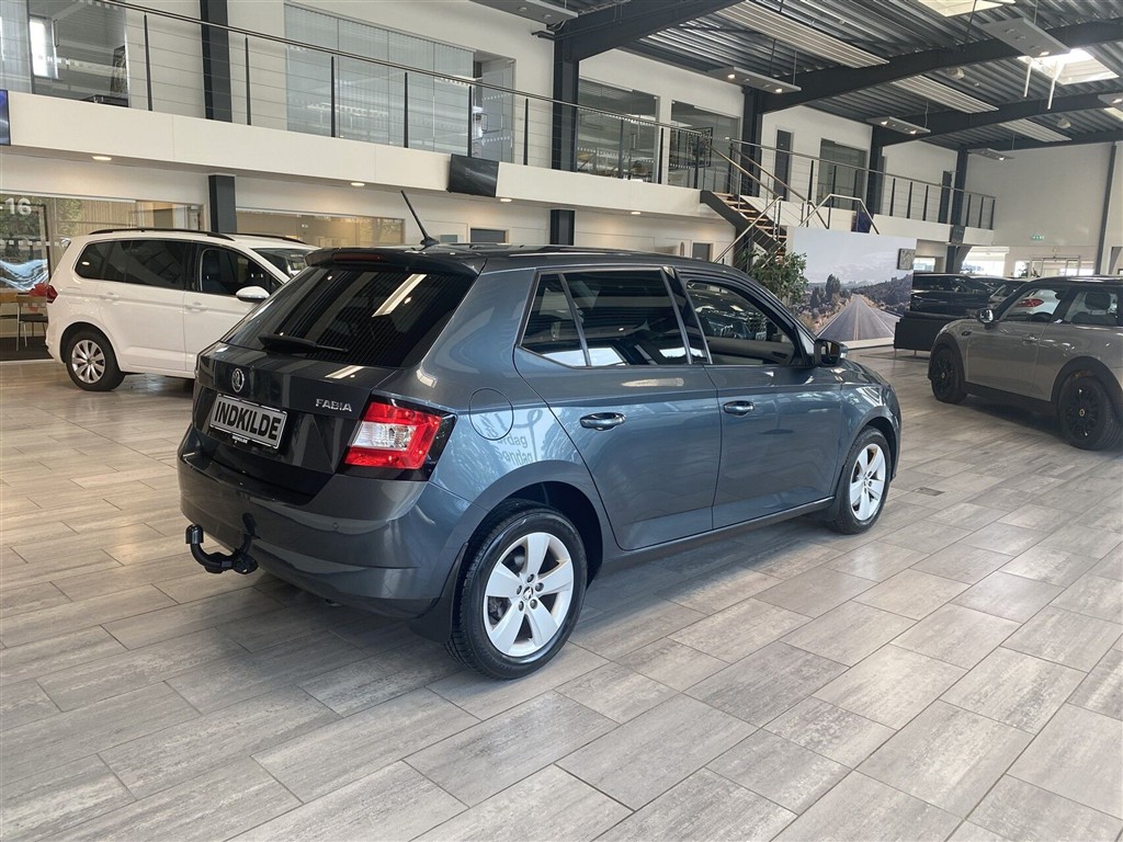 Skoda Fabia 1,0 TSI Ambition DSG 110HK 5d 7g Aut. - Image 5