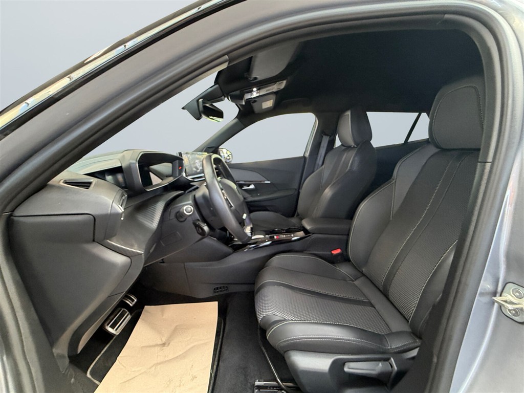 Peugeot e-2008 EL GT 156HK 5d Aut. - Image 10