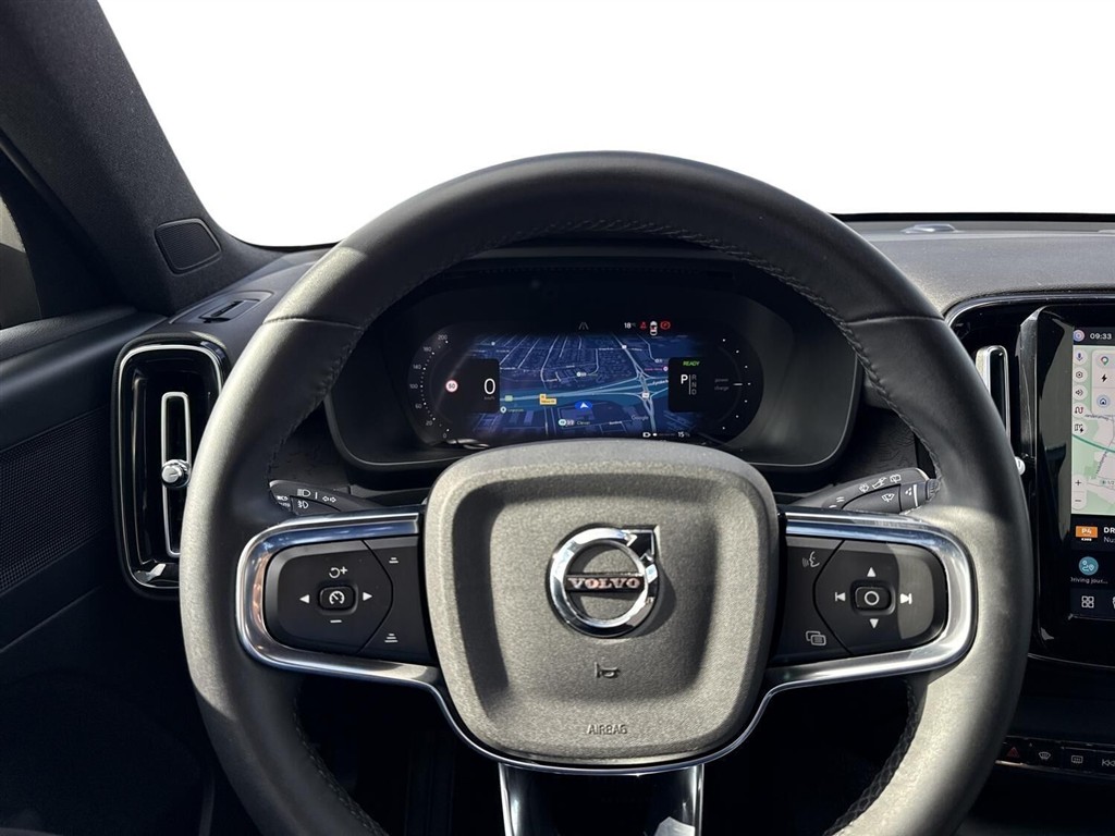 Volvo XC40 P6 Recharge Plus 231HK 5d Aut. - Image 11