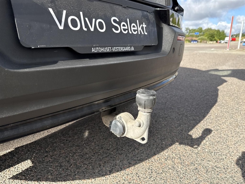 Volvo XC40 P6 Recharge Plus 231HK 5d Aut. - Image 15