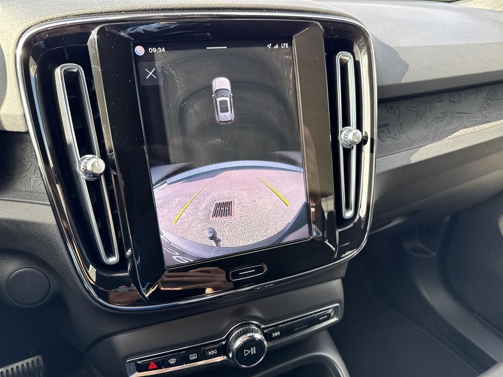 Volvo XC40 P6 Recharge Plus 231HK 5d Aut. - Image 18