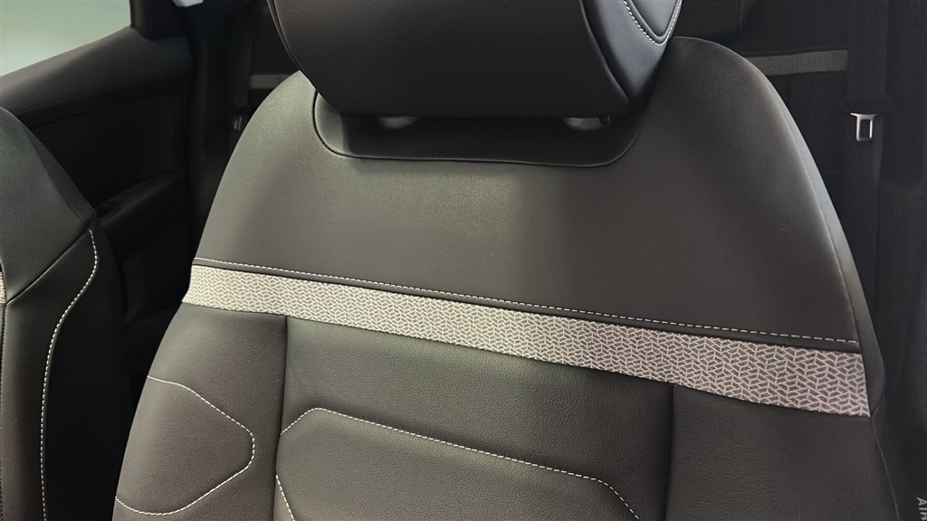 Citroën e-C4 EL Shine 136HK 5d Aut. - Image 9