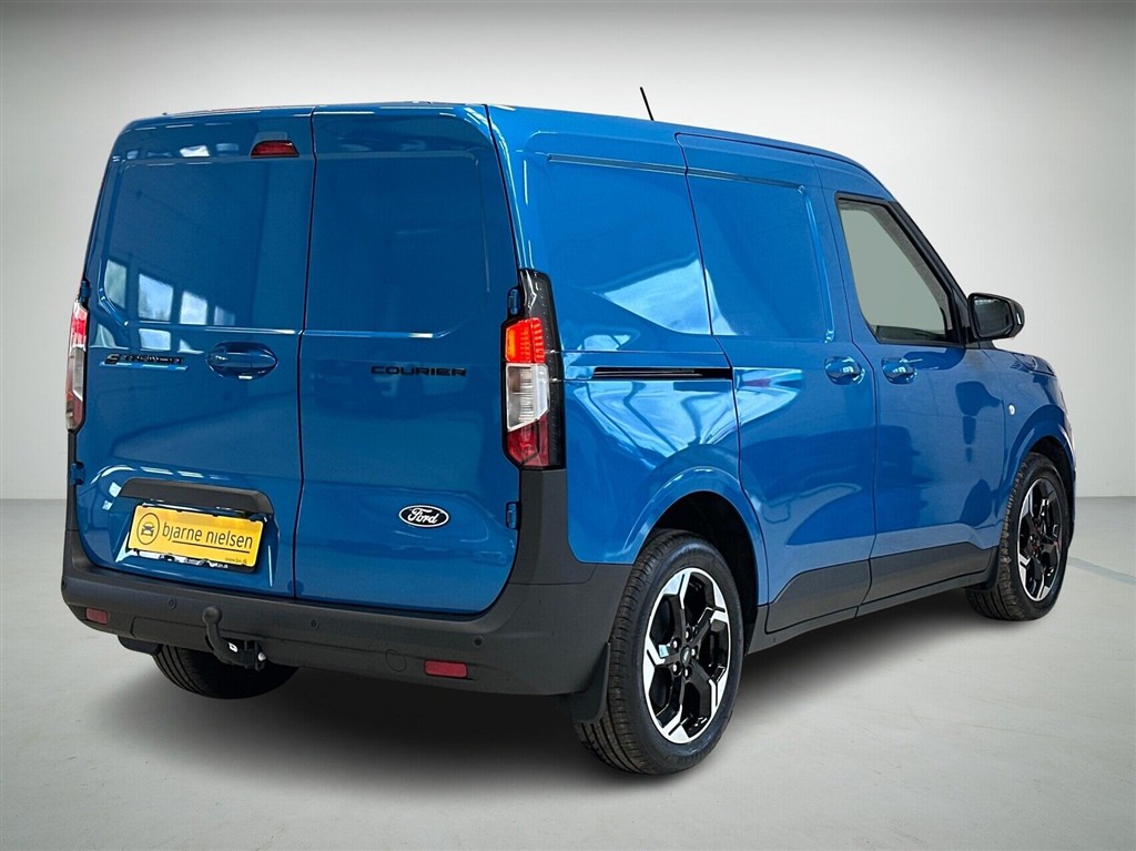 Ford E-Transit Courier EL Limited 136HK Van Aut. - Image 2