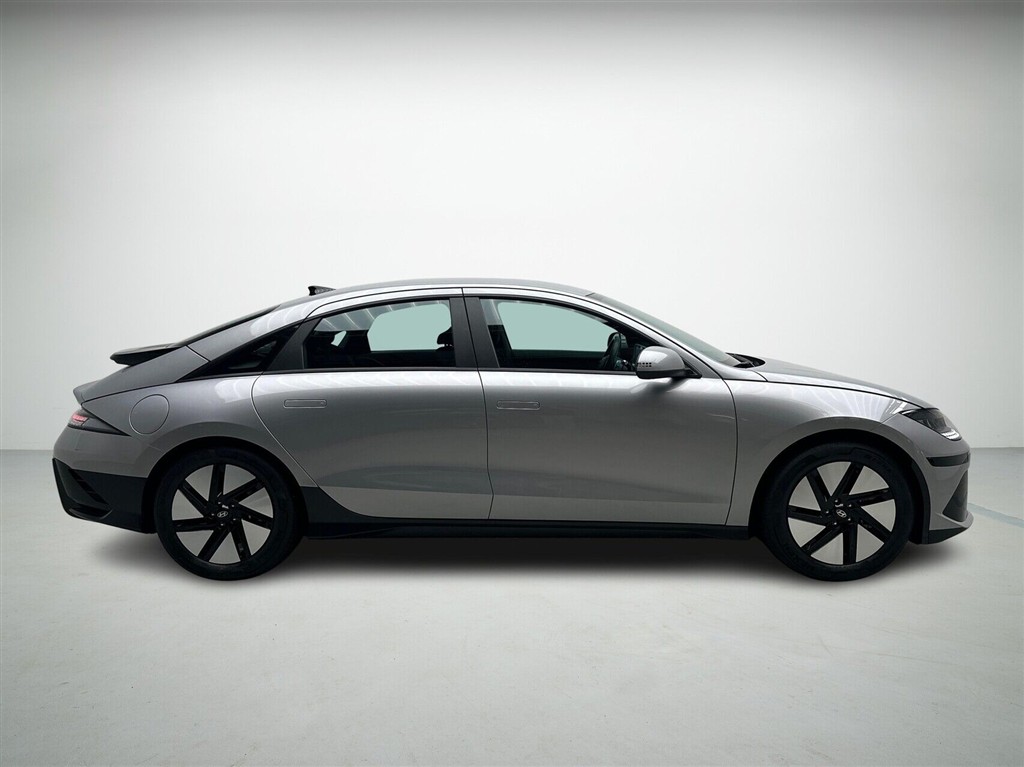 Hyundai Ioniq 6 Electric 53 kWh Essential 151HK Aut. - Image 6