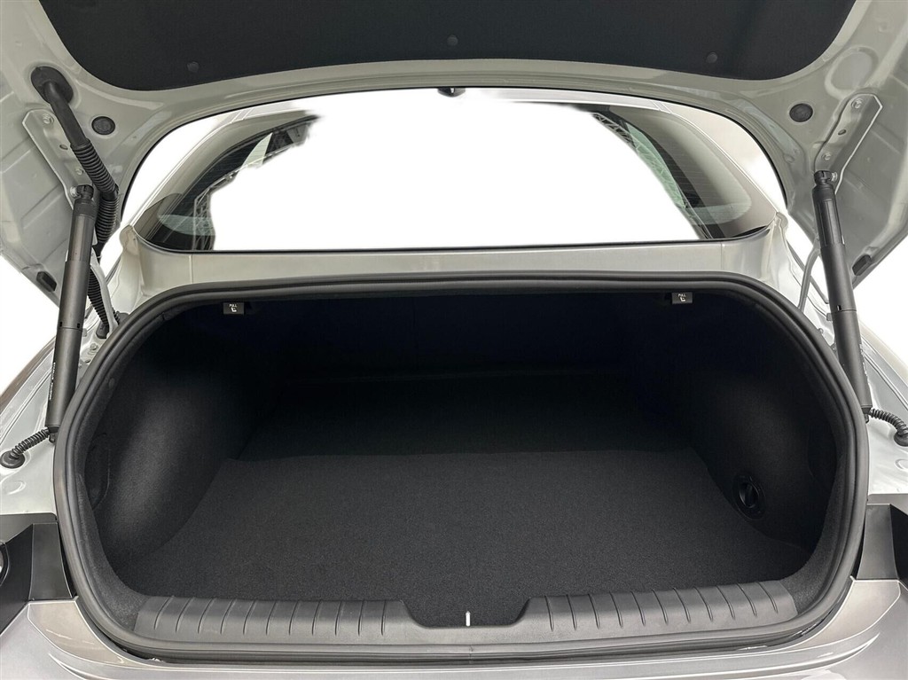 Hyundai Ioniq 6 Electric 53 kWh Essential 151HK Aut. - Image 14