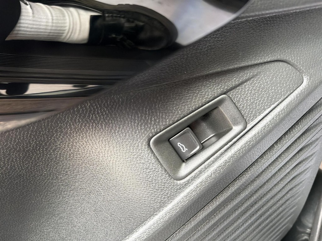 VW ID.4 EL Style 4Motion 286HK 5d Aut. - Image 14