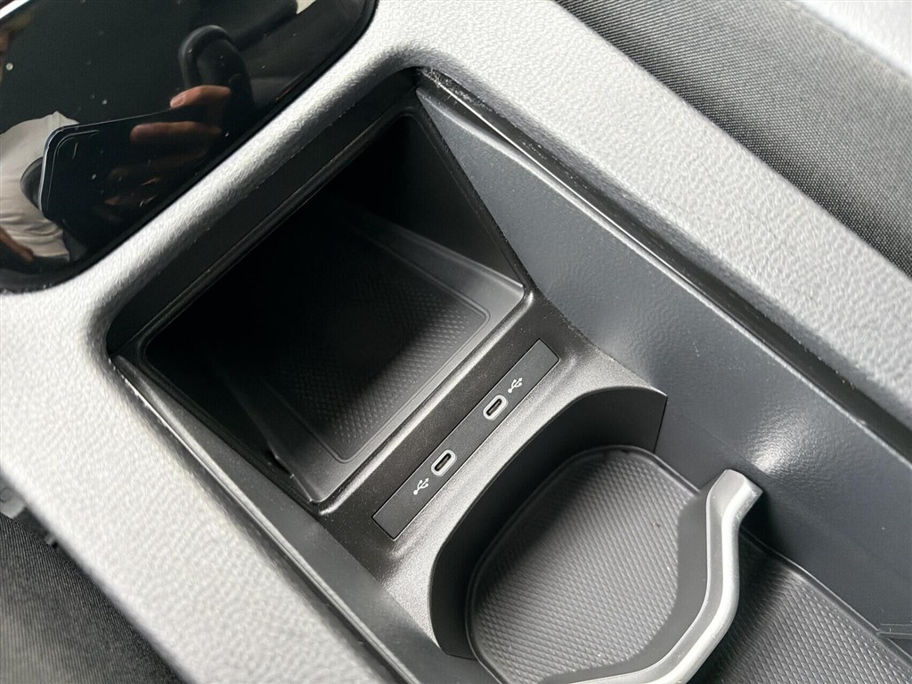 VW ID.4 EL Style 4Motion 286HK 5d Aut. - Image 28