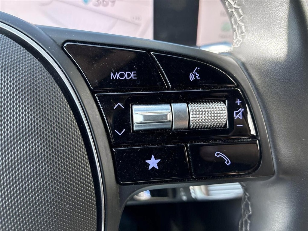 Hyundai Ioniq 6 Electric 77,4 kWh Advanced 229HK Aut. - Image 12