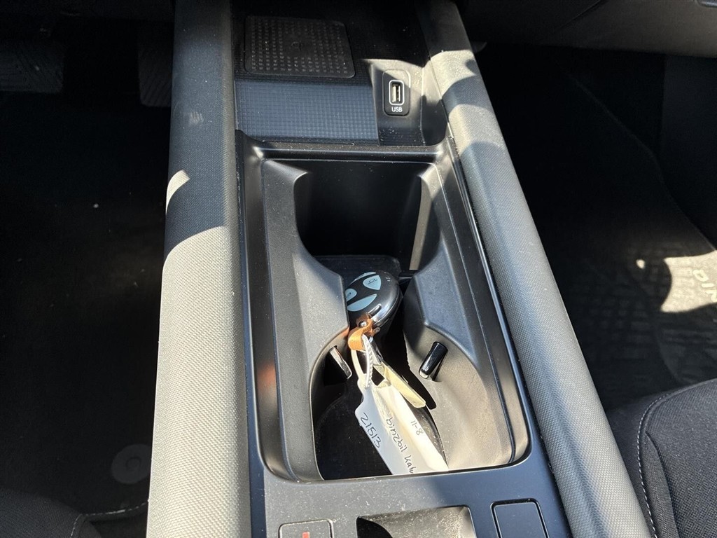 Hyundai Ioniq 6 Electric 77,4 kWh Advanced 229HK Aut. - Image 20