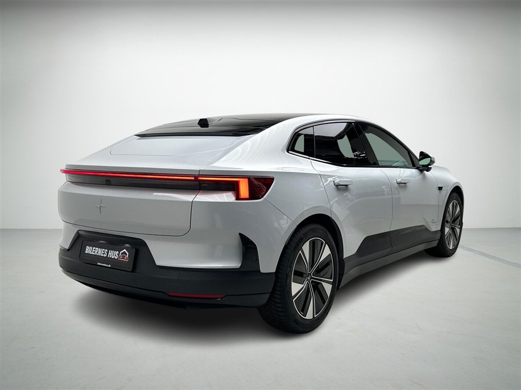Polestar 4 EL LRSM Prime 272HK 5d Aut. - Image 2