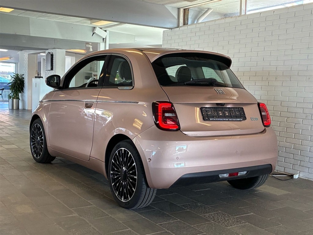 Fiat 500e EL La Prima By Bocelli 118HK 3d Aut. - Image 3