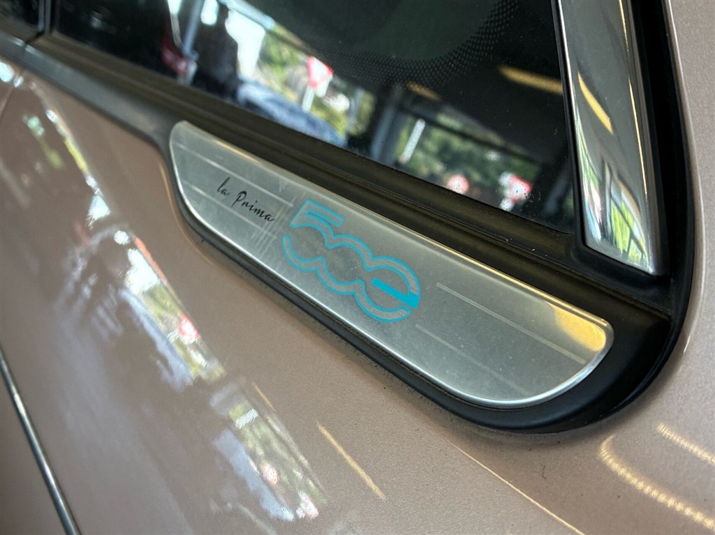 Fiat 500e EL La Prima By Bocelli 118HK 3d Aut. - Image 4