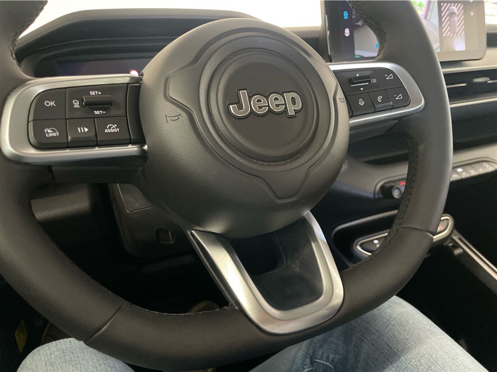Jeep Avenger EL Summit 156HK 5d Aut. - Image 21