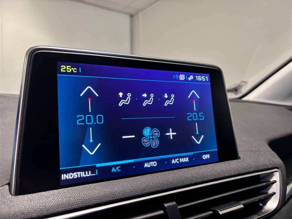 Peugeot 3008 1,6 PureTech Plugin-hybrid Allure LTD EAT8 225HK 5d 8g Aut. - Image 13