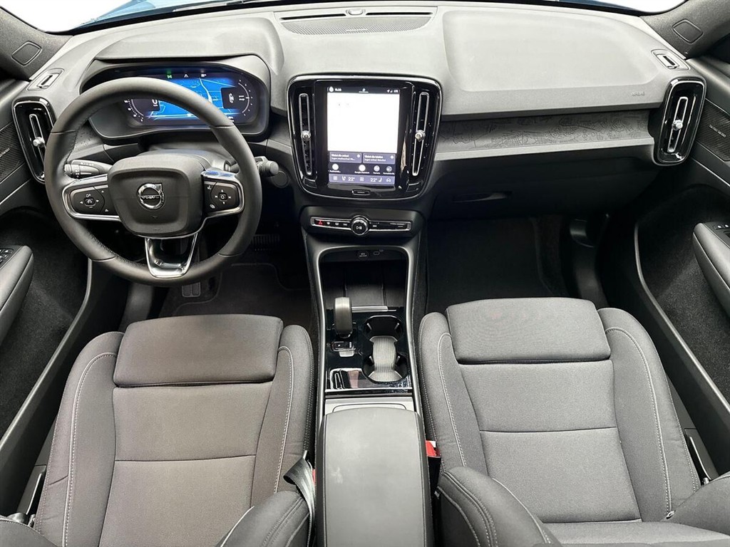 Volvo C40 P8 Recharge Twin Ultimate AWD 408HK 4d Aut. - Image 6