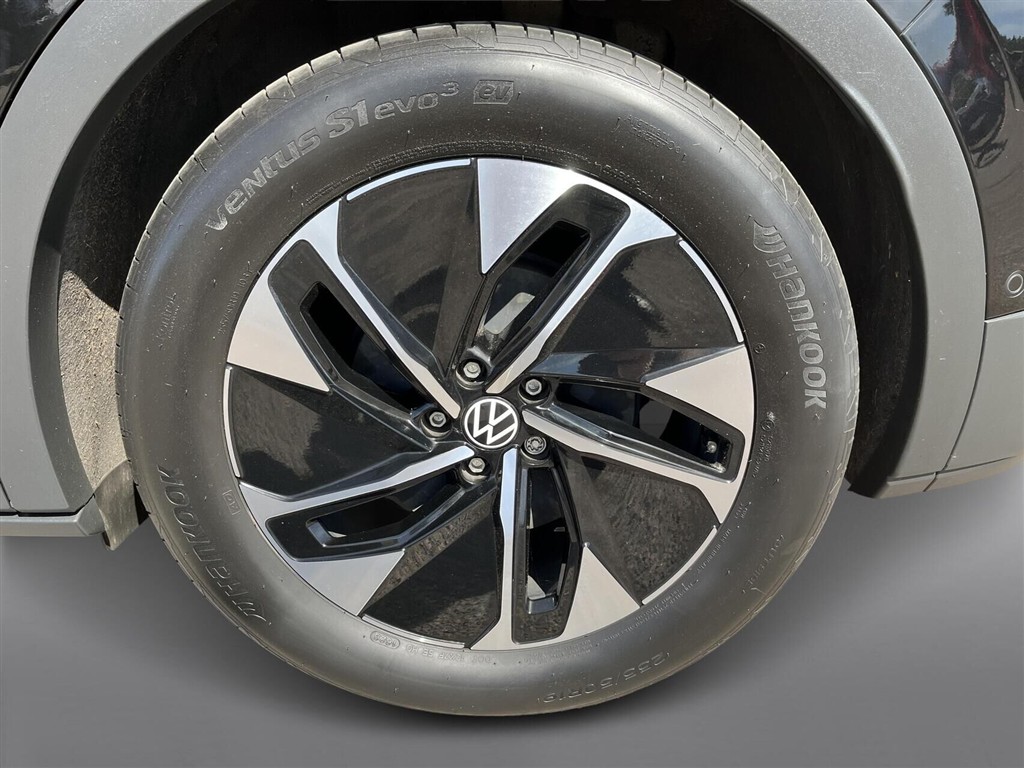 VW ID.4 EL Pro Performance 204HK 5d Aut. - Image 9