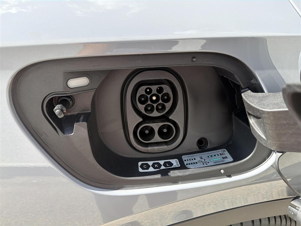 VW ID.5 EL Pro Performance 204HK 5d Aut. - Image 11
