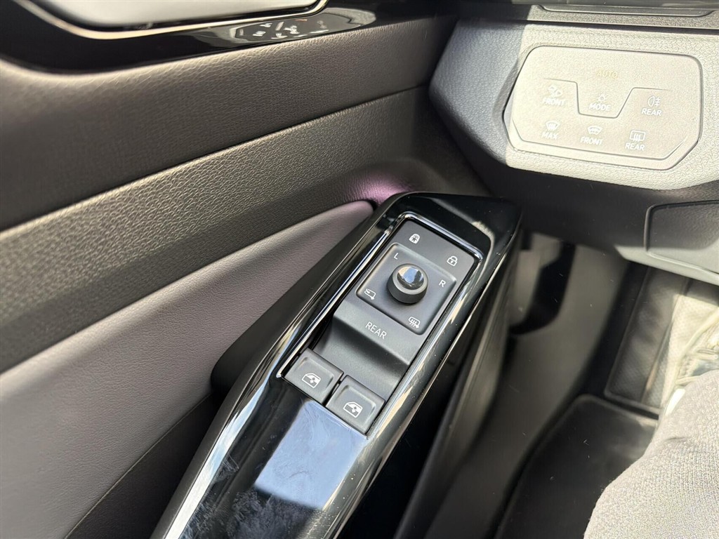 VW ID.5 EL Pro Performance 204HK 5d Aut. - Image 14