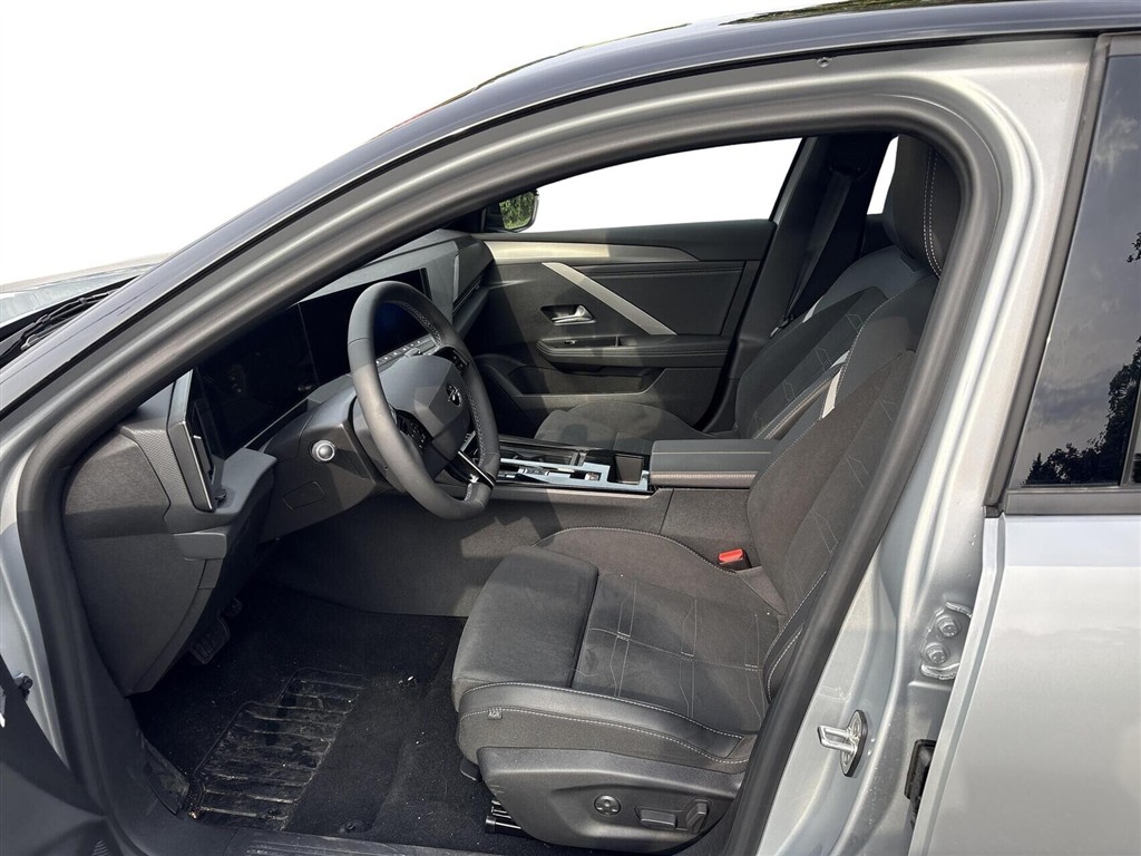 Opel Astra-e EL GS 156HK 5d Aut. - Image 4