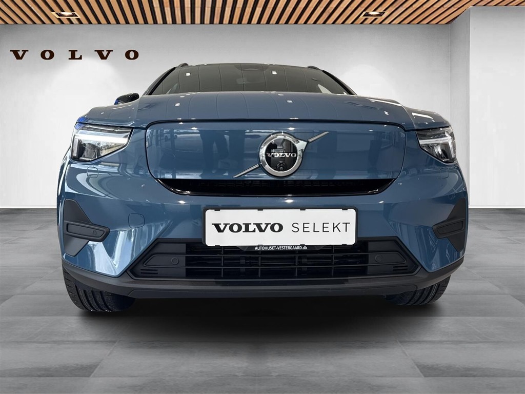 Volvo EX40 Single Motor Extended Range Core 252HK 5d Aut. - Image 9