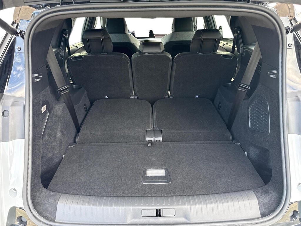 Peugeot e-5008 EL GT 210HK 5d Aut. - Image 13