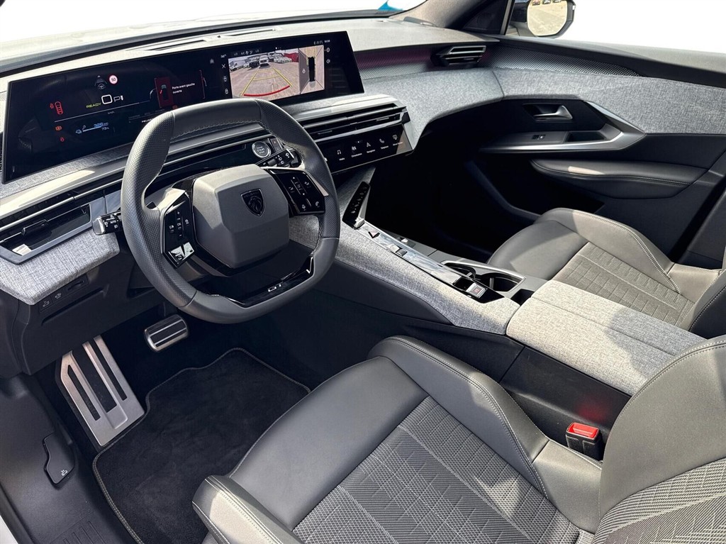 Peugeot e-5008 EL GT 210HK 5d Aut. - Image 3
