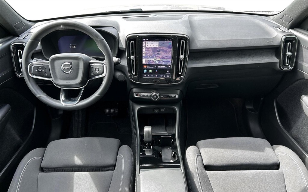 Volvo XC40 Recharge Extended Range Core 252HK 5d Aut. - Image 12