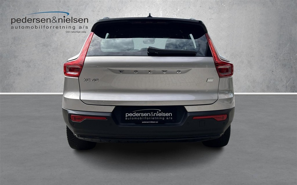 Volvo XC40 Recharge Extended Range Core 252HK 5d Aut. - Image 4