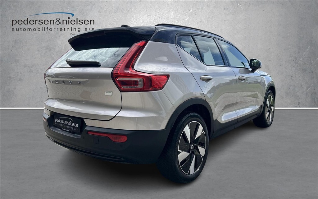Volvo XC40 Recharge Extended Range Core 252HK 5d Aut. - Image 5