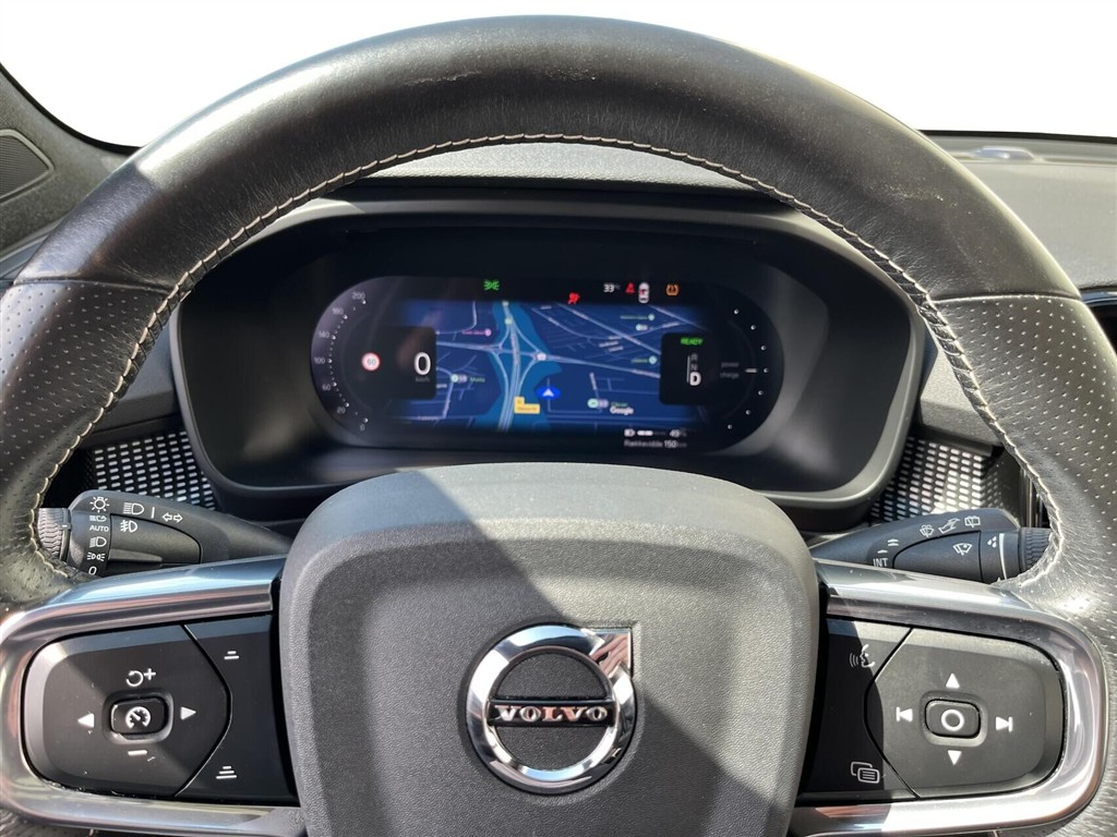 Volvo XC40 P8 Recharge Twin Plus AWD 408HK 5d Aut. - Image 15