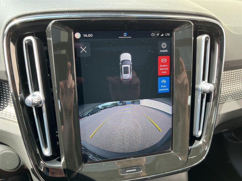 Volvo XC40 P8 Recharge Twin Plus AWD 408HK 5d Aut. - Image 18