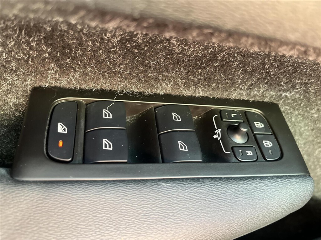 Volvo XC40 P8 Recharge Twin Plus AWD 408HK 5d Aut. - Image 24