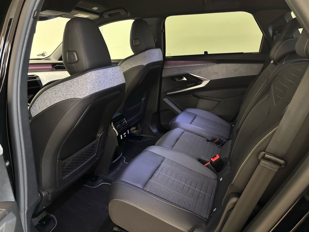 Peugeot e-5008 EL GT 210HK 5d Aut. - Image 5