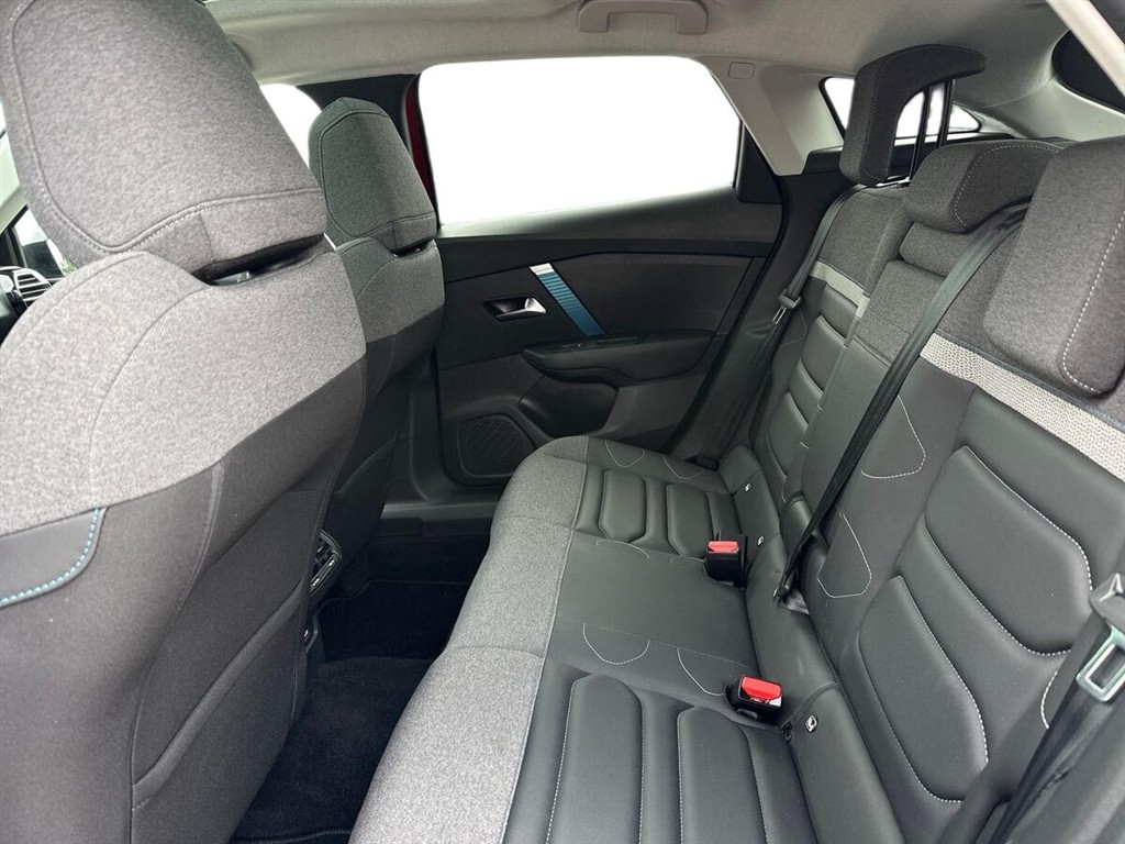 Citroën e-C4 EL Shine 136HK 5d Aut. - Image 12