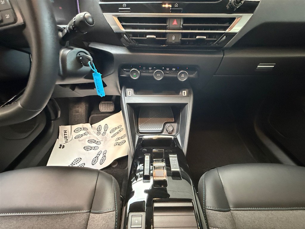 Citroën e-C4 EL Feel 136HK 5d Aut. - Image 12