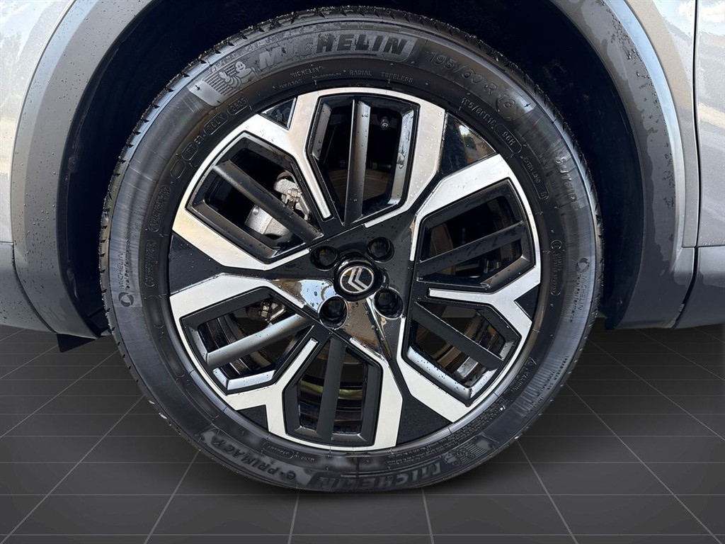 Citroën e-C4 EL Max 156HK 5d Aut. - Image 6