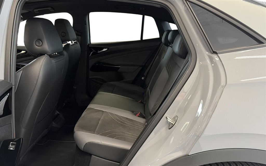 VW ID.5 EL Pro Performance 204HK 5d Aut. - Image 10