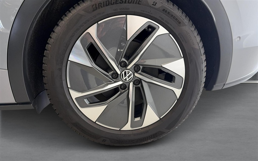 VW ID.5 EL Pro Performance 204HK 5d Aut. - Image 16