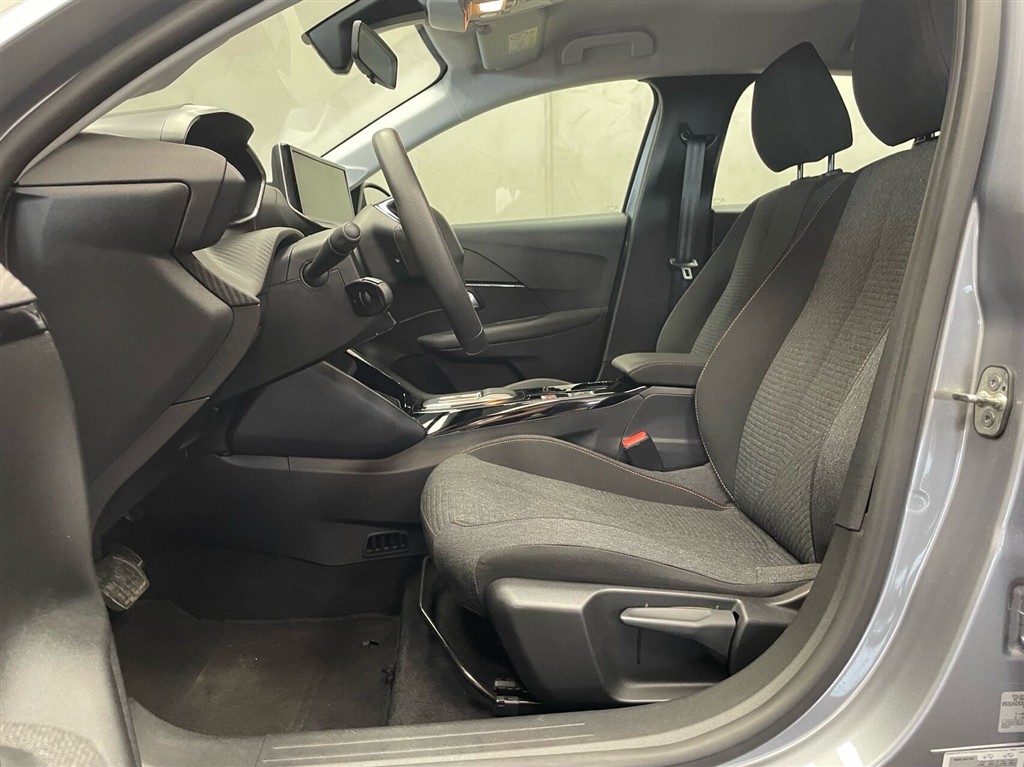Peugeot e-208 EL Style 136HK 5d Aut. - Image 8