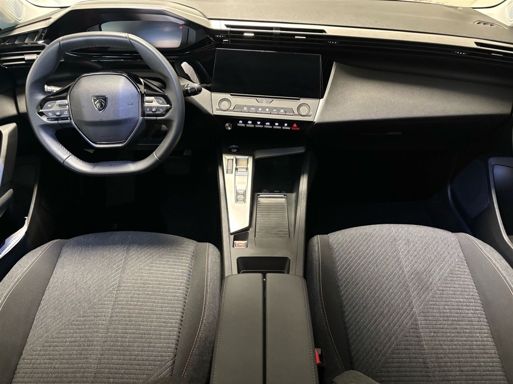 Peugeot e-308 SW EL Style 156HK Stc Aut. - Image 6