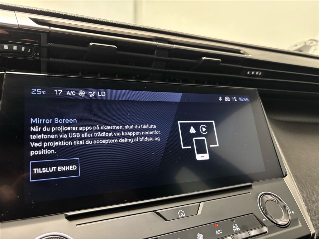 Peugeot e-308 SW EL Style 156HK Stc Aut. - Image 13