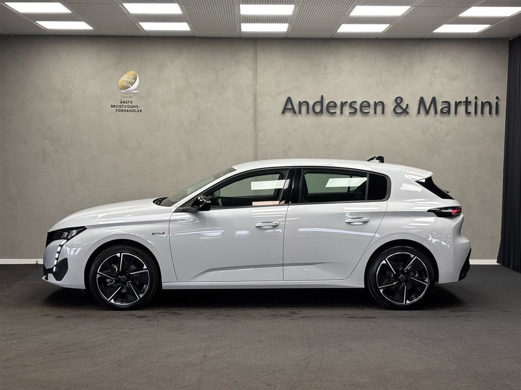 Peugeot e-308 EL Style 156HK Stc Aut. - Image 2