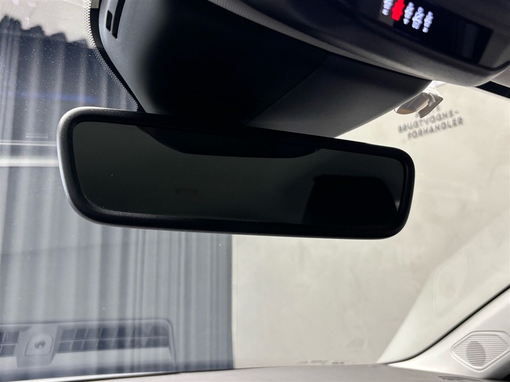 Peugeot e-308 EL Style 156HK Stc Aut. - Image 22
