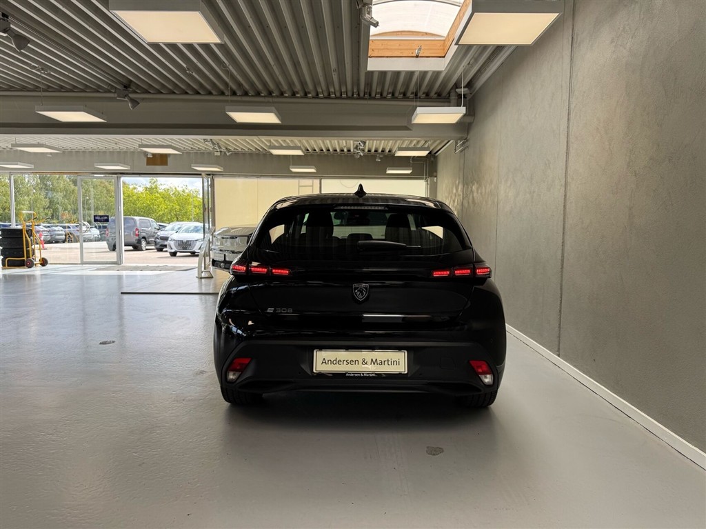 Peugeot e-308 EL Style 156HK 5d Aut. - Image 7