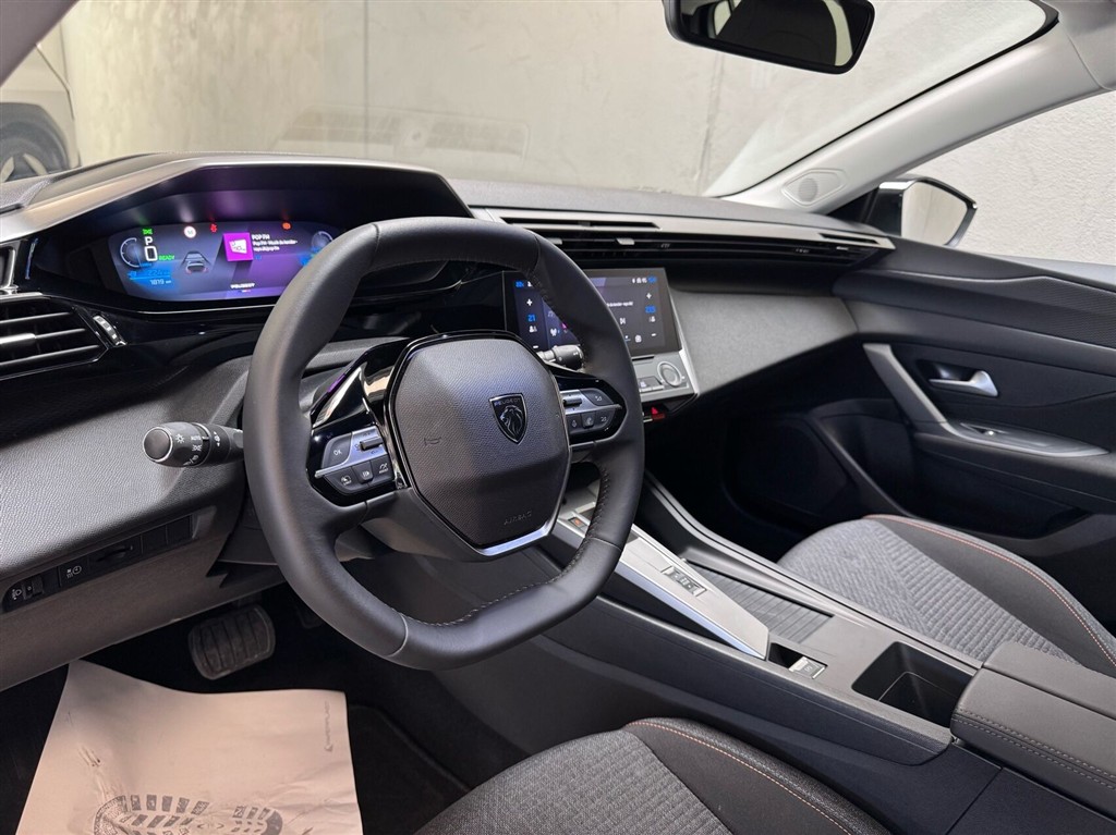 Peugeot e-308 EL Style 156HK 5d Aut. - Image 12