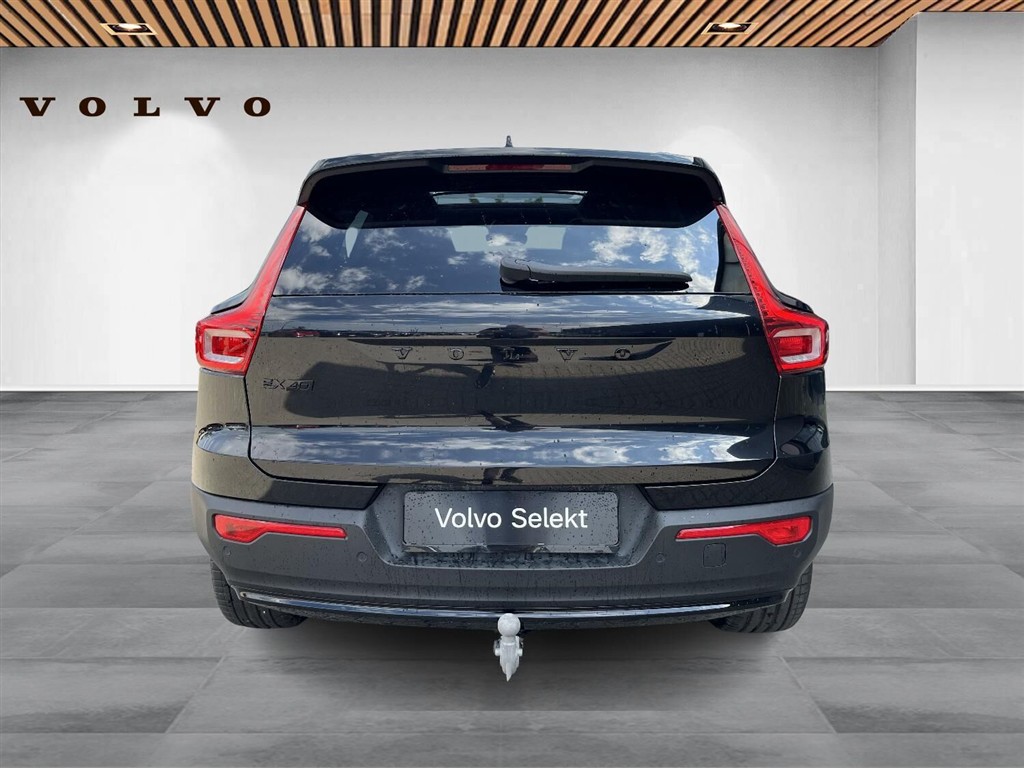 Volvo EX40 Twin Motor Performance Black Edition AWD 442HK 5d Aut. - Image 8