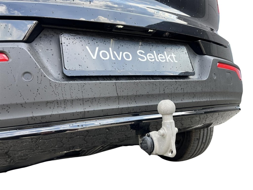 Volvo EX40 Twin Motor Performance Black Edition AWD 442HK 5d Aut. - Image 16