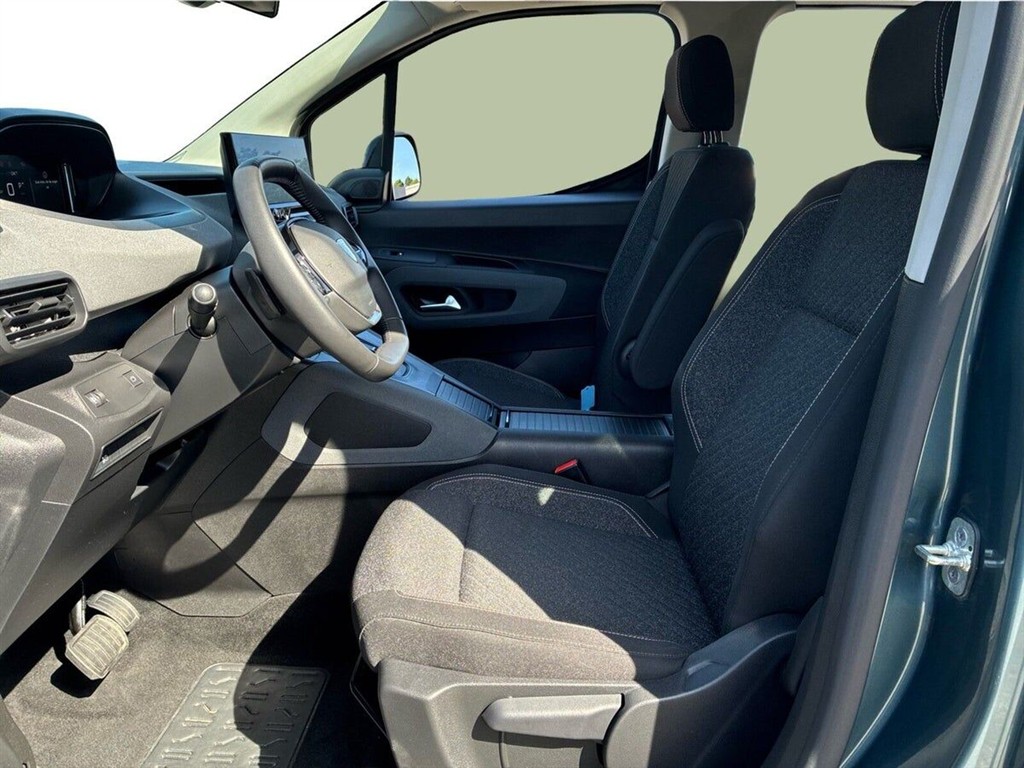 Peugeot e-Rifter L1 EL Allure 136HK Aut. - Image 17